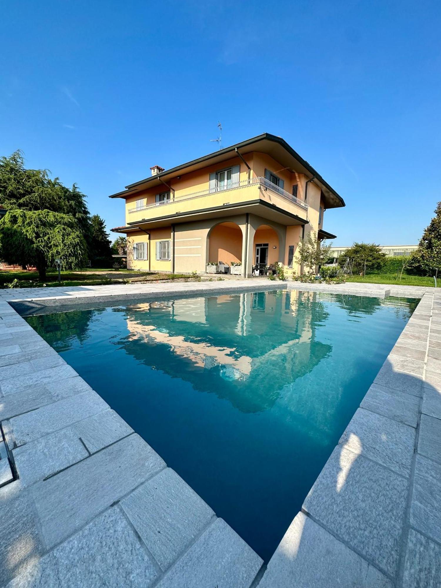 Villa 2 Cassano dʼAdda Exteriér fotografie