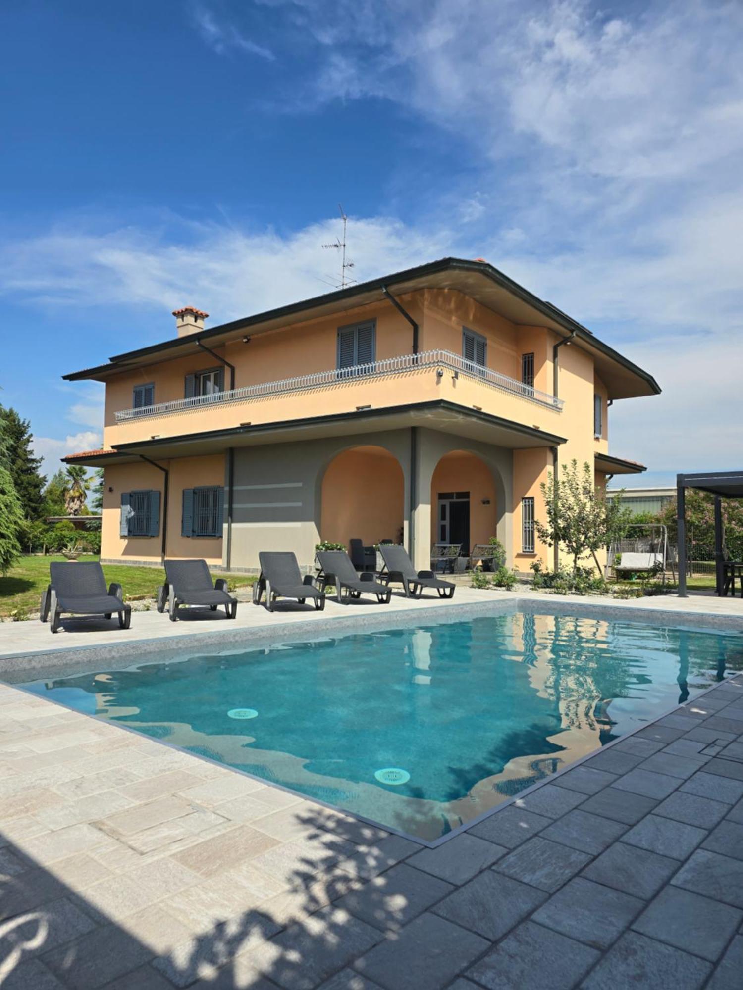 Villa 2 Cassano dʼAdda Exteriér fotografie